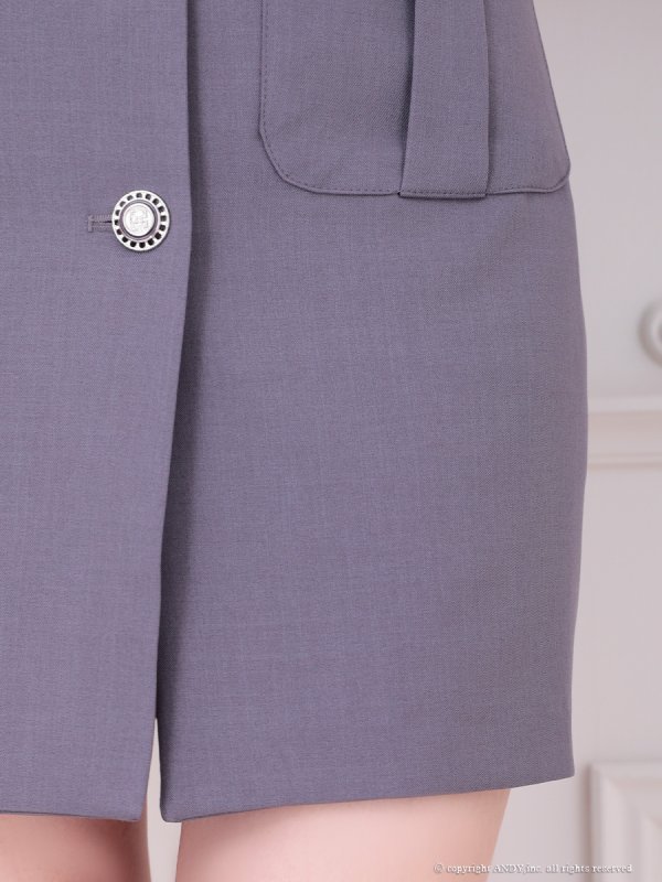 グレー モデル：まりん　身長：164cm　着用サイズ：Sサイズ