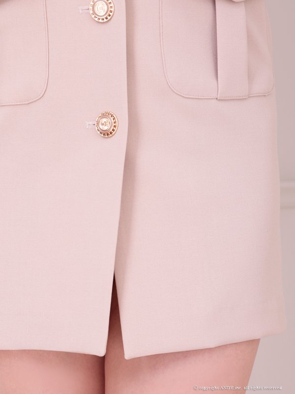 ベージュ モデル：天使あさまる　着用サイズ：Sサイズ