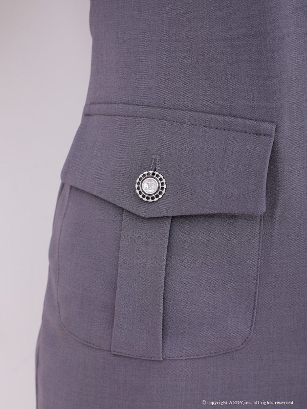 グレー モデル：まりん　身長：164cm　着用サイズ：Sサイズ