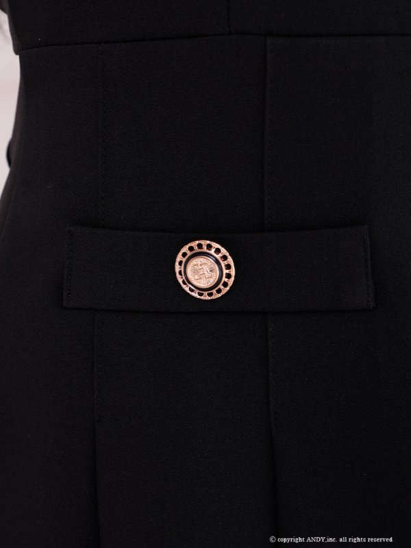 ホワイトxブラック モデル：天使あさまる　着用サイズ：Sサイズ