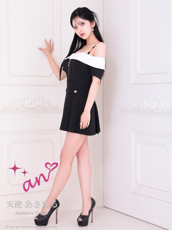 ホワイトxブラック モデル：天使あさまる　着用サイズ：Sサイズ