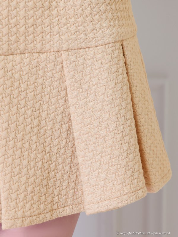 ベージュ×ブラック モデル：さき　着用サイズ：Sサイズ