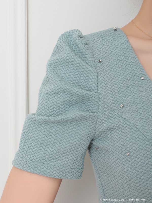 ミント　モデル：まりん　着用サイズ：Sサイズ