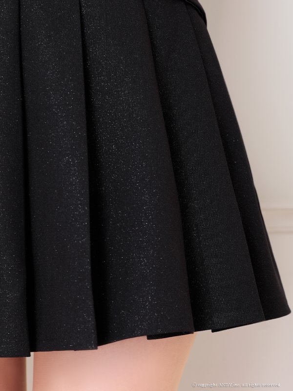 ブラック モデル：ゆめ　身長：160cm　着用サイズ：Sサイズ