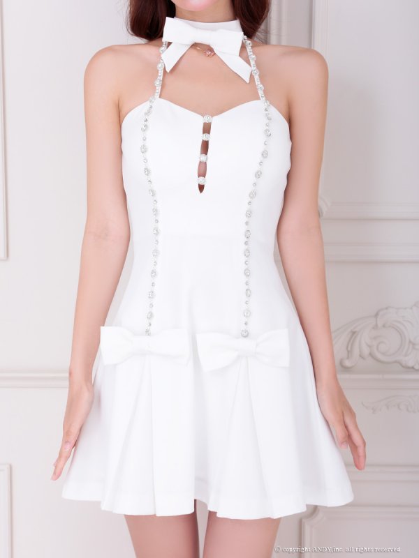 ホワイト　モデル：まりん　身長：164cm　着用サイズ：Sサイズ