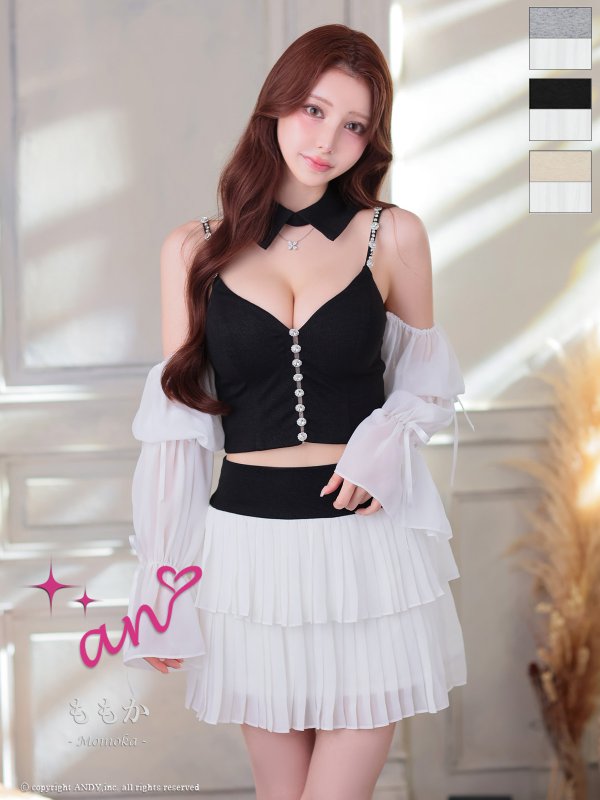 ブラックxホワイト　モデル：ももか　身長：156cm　着用サイズ：Sサイズ