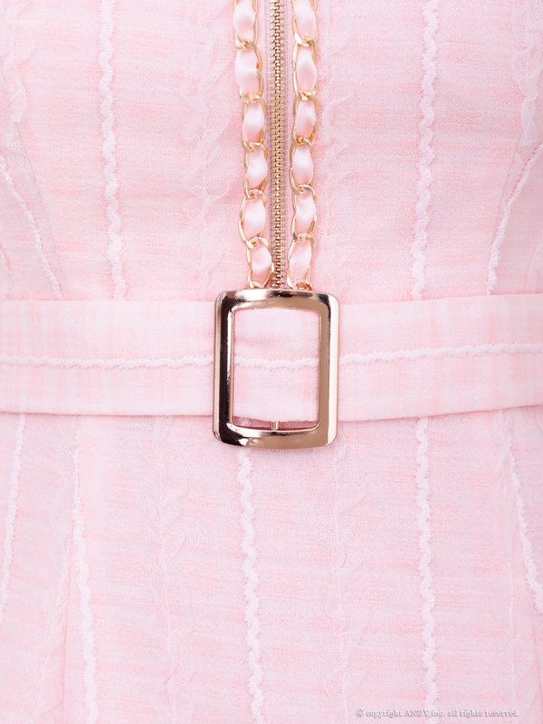 ピンク モデル：まりん　身長：164cm　着用サイズ：Sサイズ