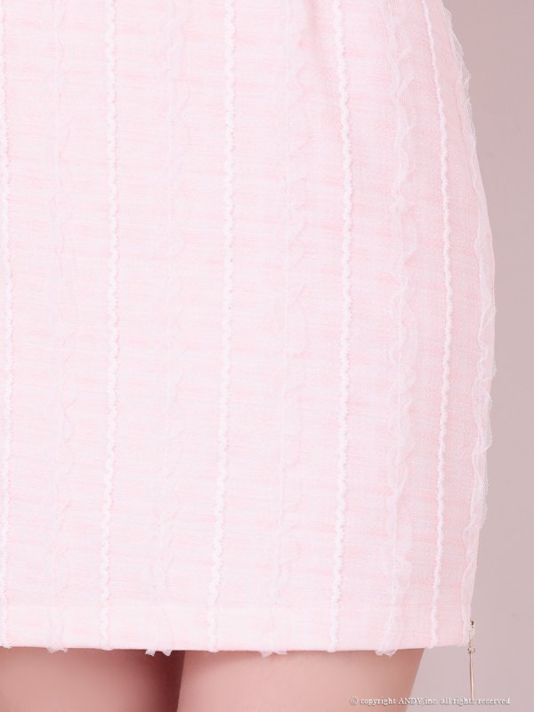 ピンク モデル：まりん　身長：164cm　着用サイズ：Sサイズ