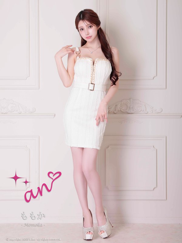 アイボリー モデル：ももか　身長：156cm　着用サイズ：Sサイズ