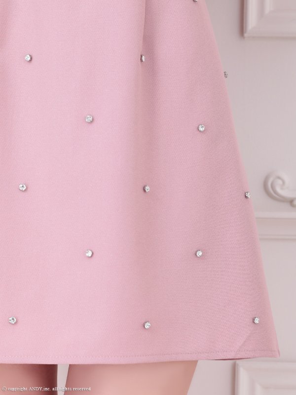ピンク モデル：まりん　身長：164cm　着用サイズ：Sサイズ