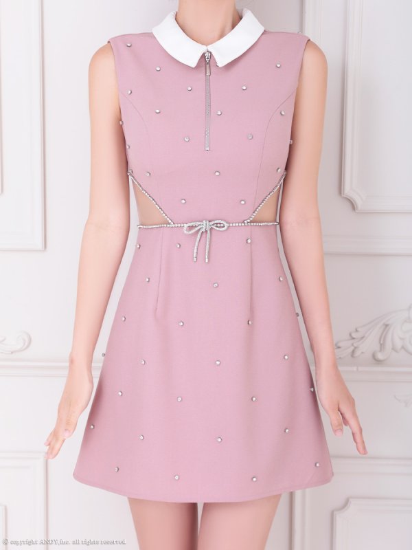 ピンク モデル：まりん　身長：164cm　着用サイズ：Sサイズ