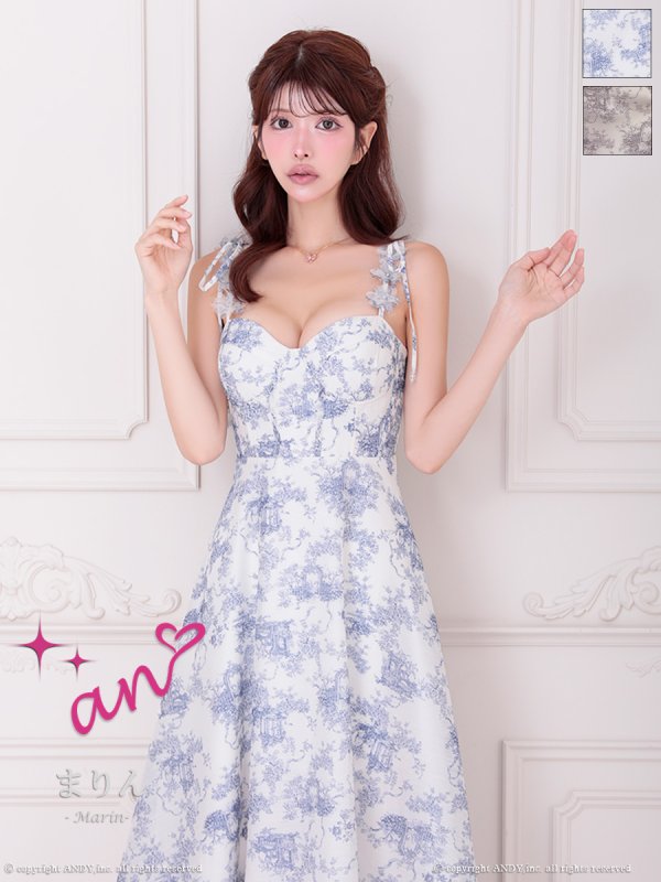 ホワイトxブルー モデル：まりん　身長：164cm　着用サイズ：Sサイズ