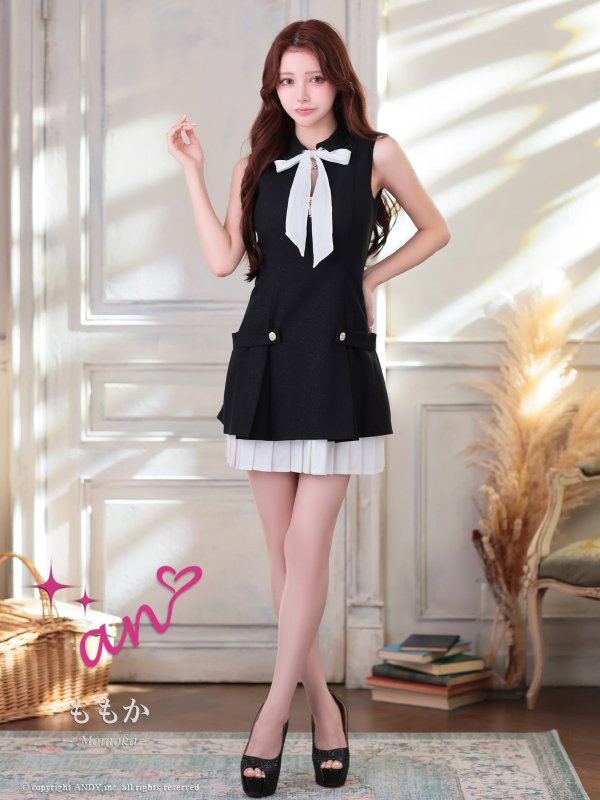 ブラックxホワイト　モデル：ももか　身長：156cm　着用サイズ：Sサイズ