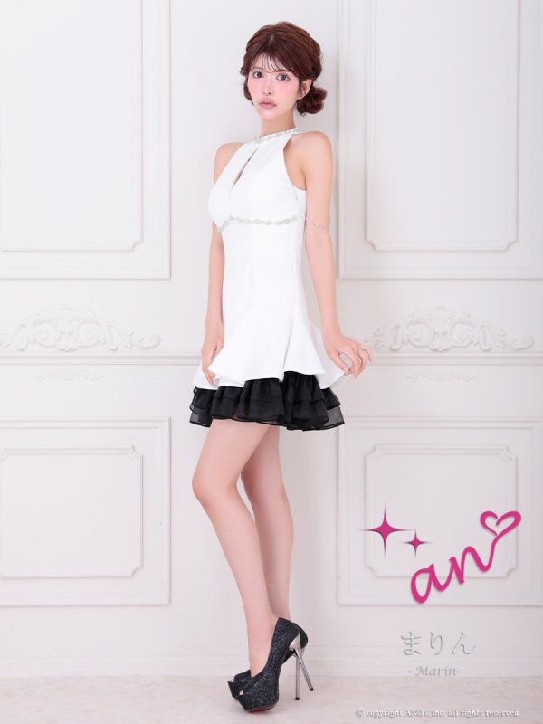 ホワイト モデル:まりん 身長:164cm 着用サイズ:Sサイズ