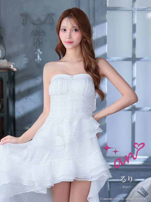 ホワイト モデル：るり　身長：165cm　着用サイズ：Sサイズ