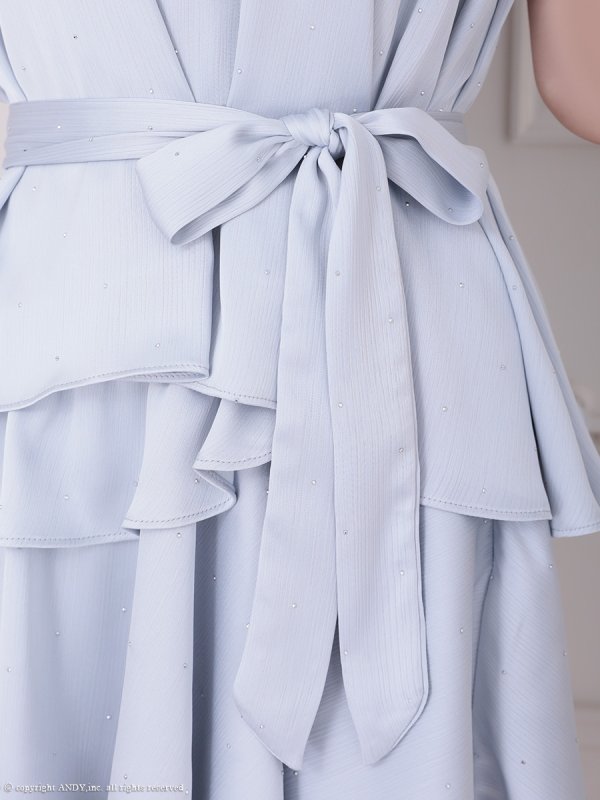 アイスブルー モデル：まりん　身長：164cm　着用サイズ：Sサイズ