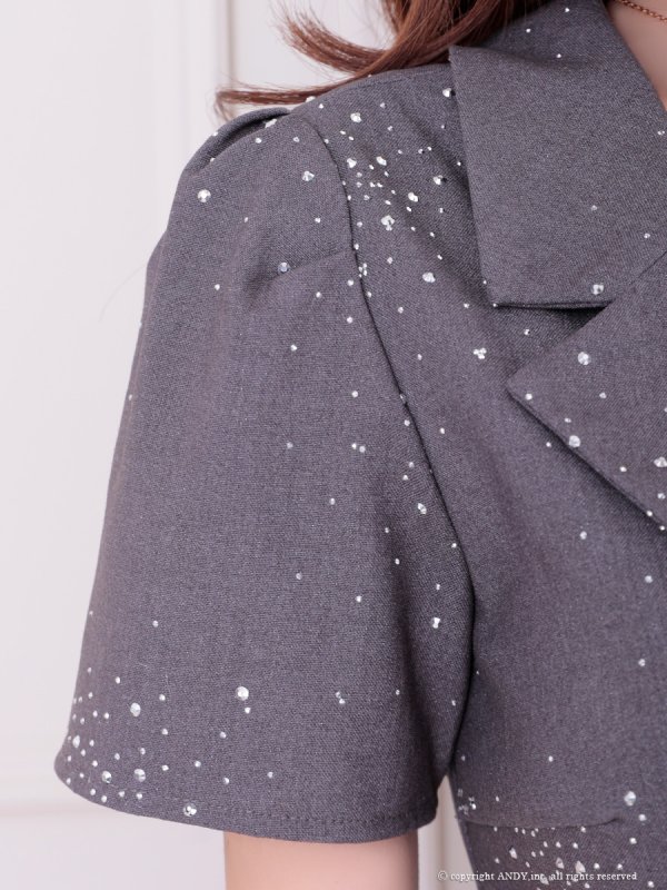 グレー モデル:まりん 身長:164cm 着用サイズ:Sサイズ