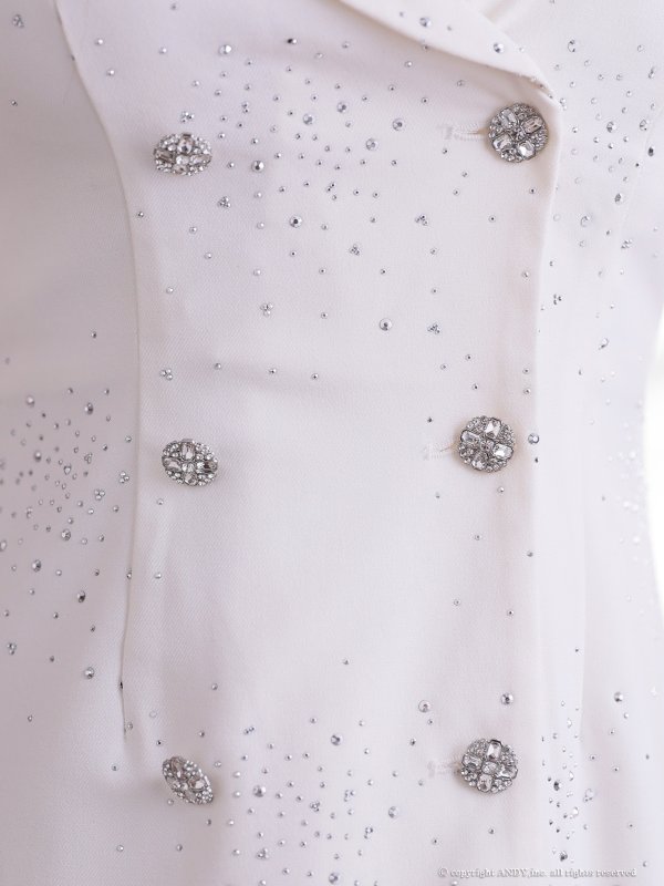 ホワイト モデル:りな 身長:160cm 着用サイズ:Sサイズ