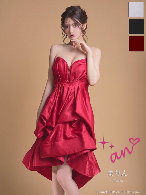 レッド　モデル：まりん　身長：164cm　着用サイズ：Sサイズ