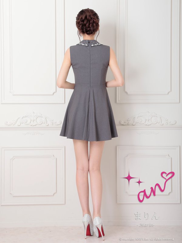 グレー　モデル：まりん　着用サイズ：Sサイズ