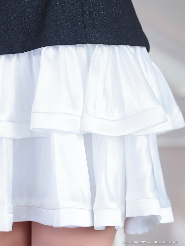 ブラックxホワイト モデル：るり　身長：165cm　着用サイズ：Sサイズ