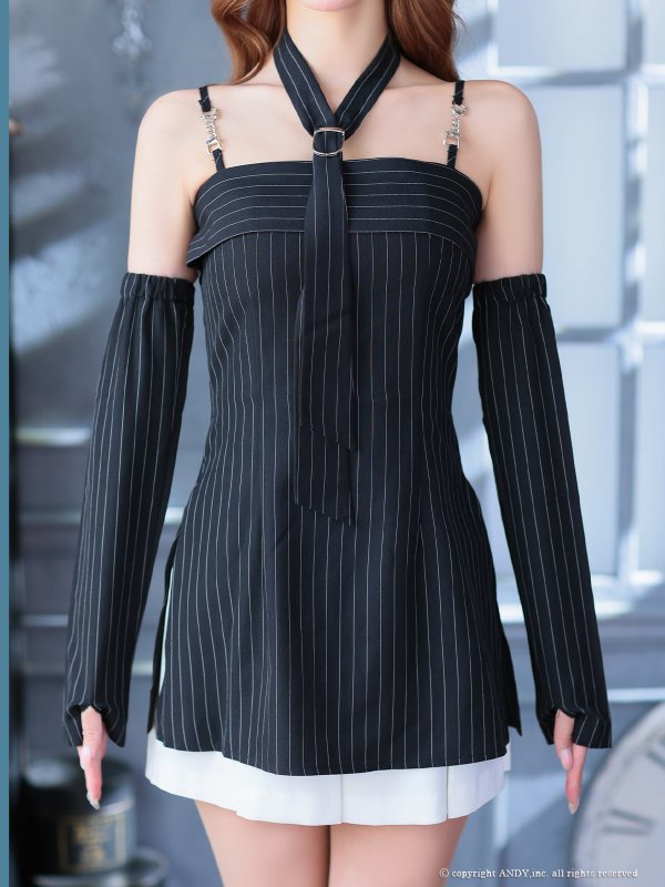 ブラックxホワイト モデル：るり　身長：165cm　着用サイズ：Sサイズ