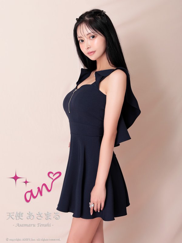 ネイビー　モデル：天使あさまる　着用サイズ：Sサイズ