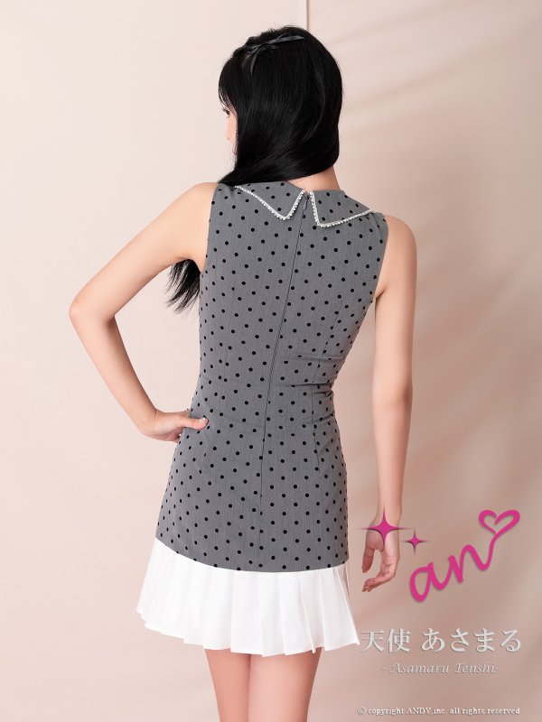 グレー　モデル：天使あさまる　着用サイズ：Sサイズ