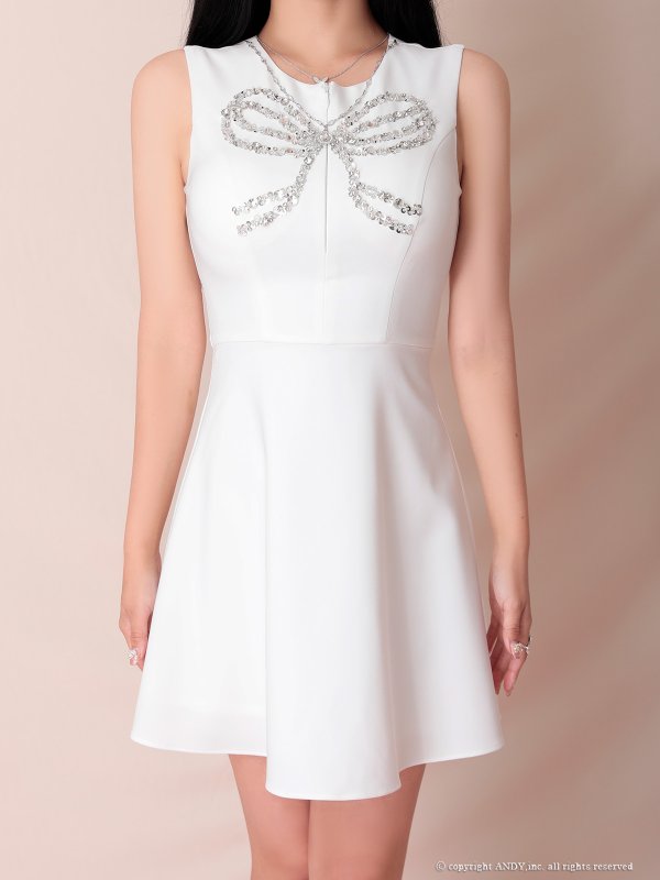 画像18: XSサイズあり【an/アン】ビジュー/ スパンコール/ リボン/ チャーム付き/ バストジップ/ ノースリーブ/ ワンカラー/ Aライン/ フレア/ ミニドレス/ キャバドレス[OF05] (18)