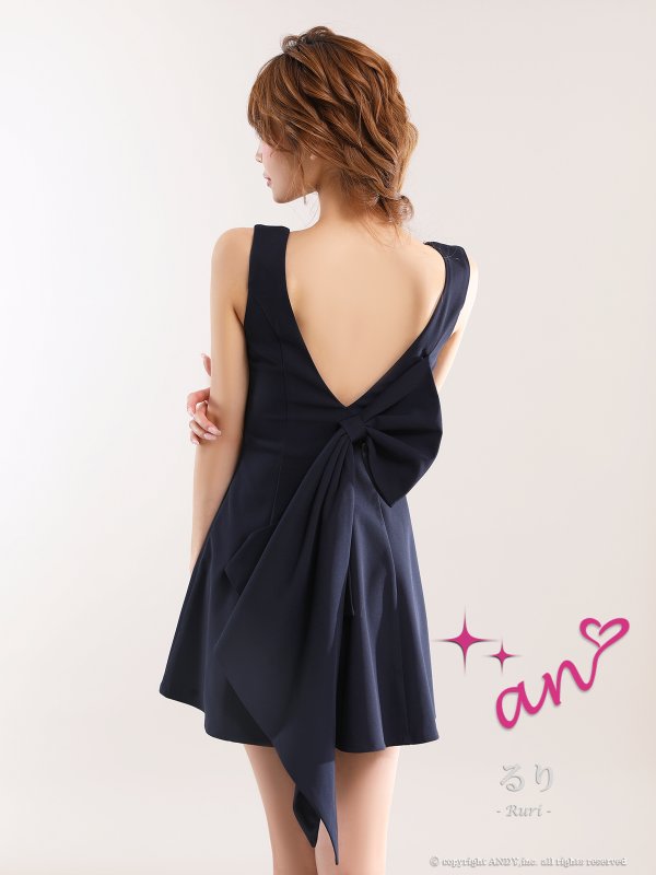 ネイビー　モデル：るりぴ　身長：165cm　着用サイズ：Sサイズ