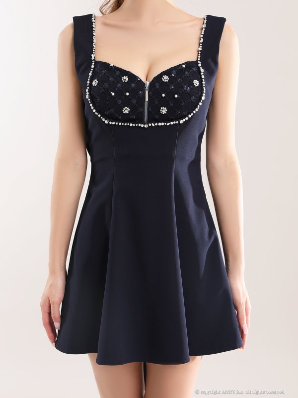 ネイビー　モデル：るりぴ　身長：165cm　着用サイズ：Sサイズ