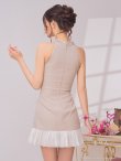 ベージュxホワイト　モデル：まりん　着用サイズ：Sサイズ