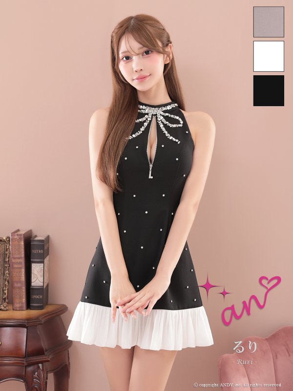ブラックxホワイト　モデル：るりぴ　身長：165cm　着用サイズ：Sサイズ