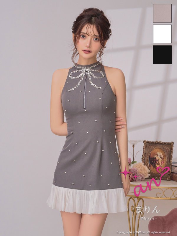 グレーxホワイト　モデル：まりん　着用サイズ：Sサイズ