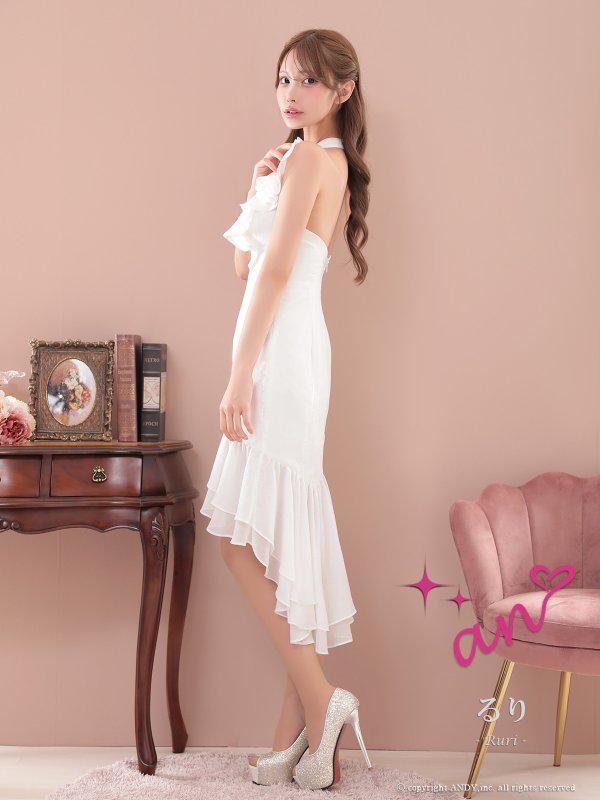 ホワイト モデル:るり 身長:165cm 着用サイズ:Sサイズ