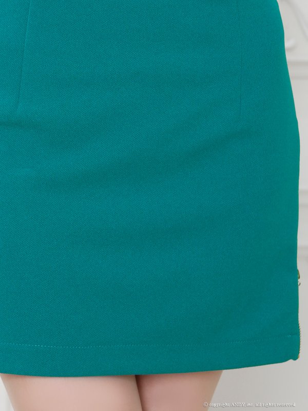 グリーン モデル：ほの　着用サイズ：Sサイズ