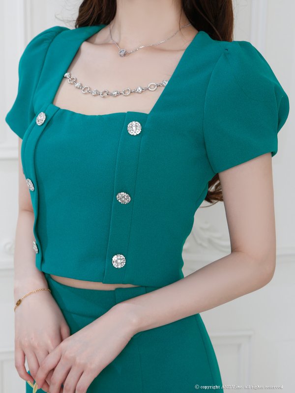 グリーン モデル：ほの　着用サイズ：Sサイズ