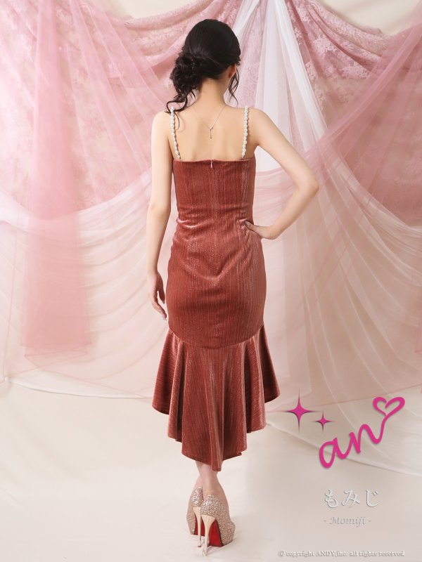 モデル：もみじ　着用サイズ：Sサイズ