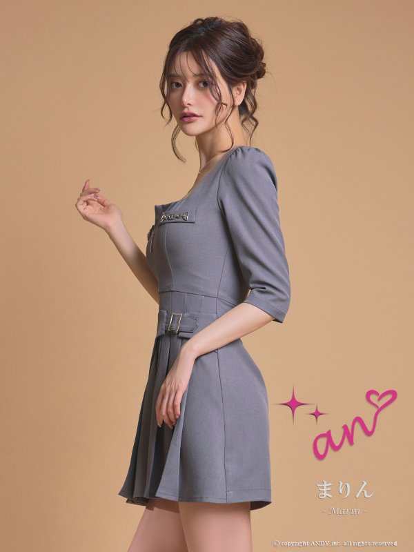 グレー モデル：まりん　着用サイズ：Sサイズ