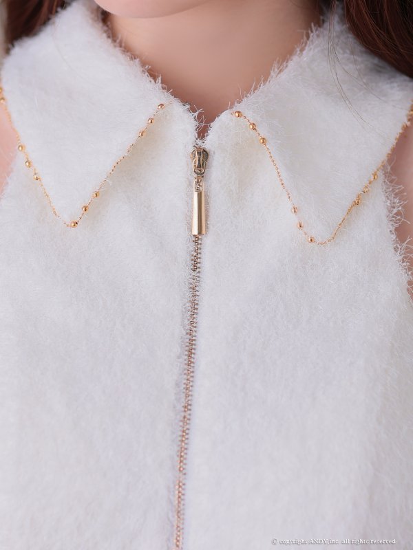 ホワイト　モデル：ももか　身長：156cm　着用サイズ：Sサイズ