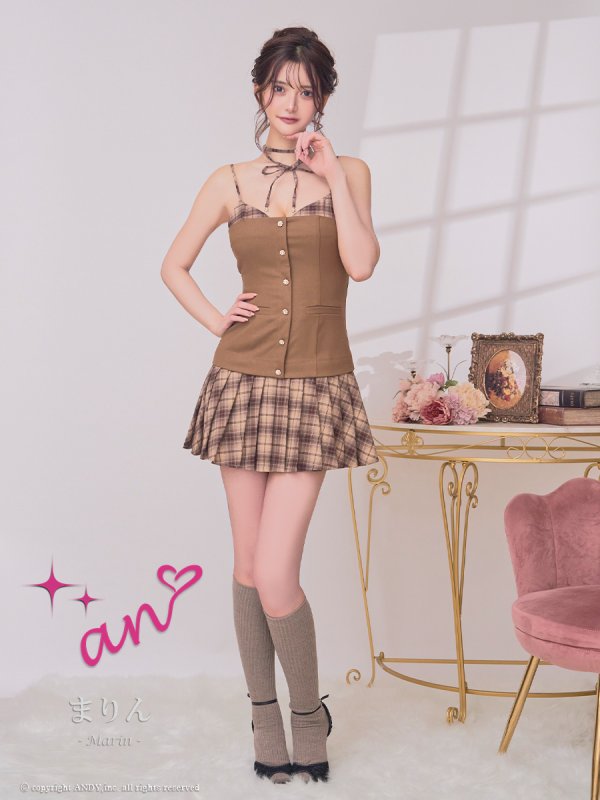 ブラウン　モデル：まりん　着用サイズ：Sサイズ