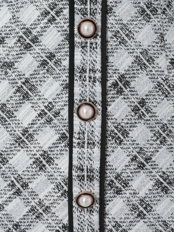 ブラックチェック　モデル：桜咲乃愛　身長：164cm　着用サイズ：Sサイズ