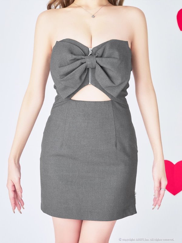 グレー　モデル：のあ　着用サイズ：Sサイズ