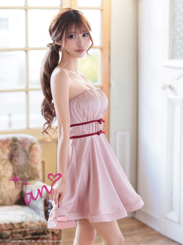 ピンク　モデル：ひより　身長：152cm　着用サイズ：Sサイズ