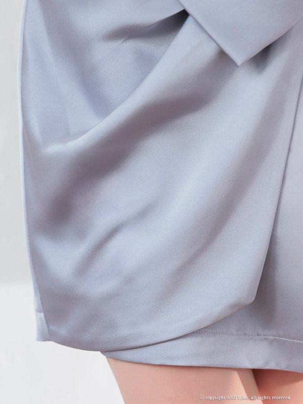 ブルー　モデル：ゆな　着用サイズ：Sサイズ