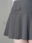 ホワイトxグレー　モデル：まりん　着用サイズ：Sサイズ