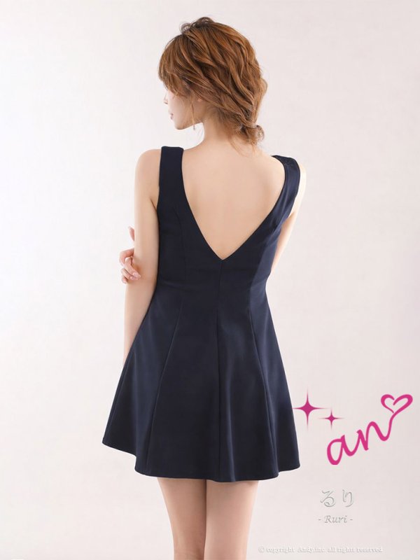 ネイビー　モデル：るりぴ　身長：165cm　着用サイズ：Sサイズ