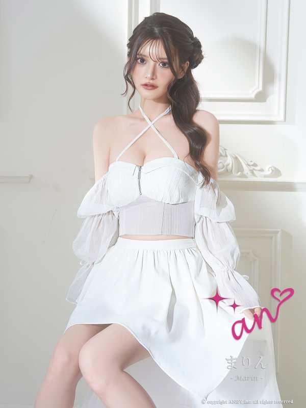 ホワイト　モデル：まりん　身長：164cm　着用サイズ：Sサイズ