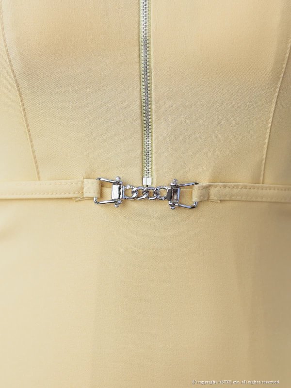 イエロー　モデル：りの　身長：157cm　着用サイズ：Sサイズ