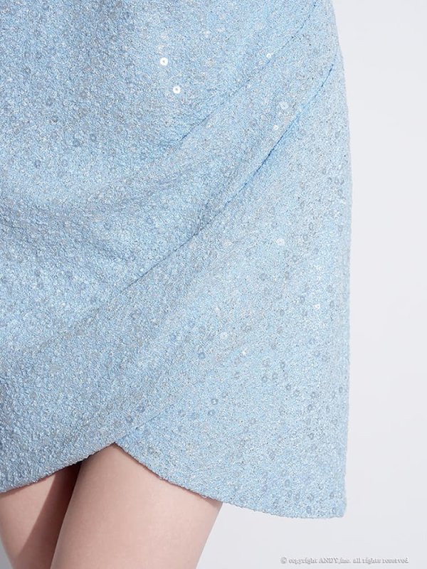 ブルー　モデル：める　着用サイズ：Sサイズ